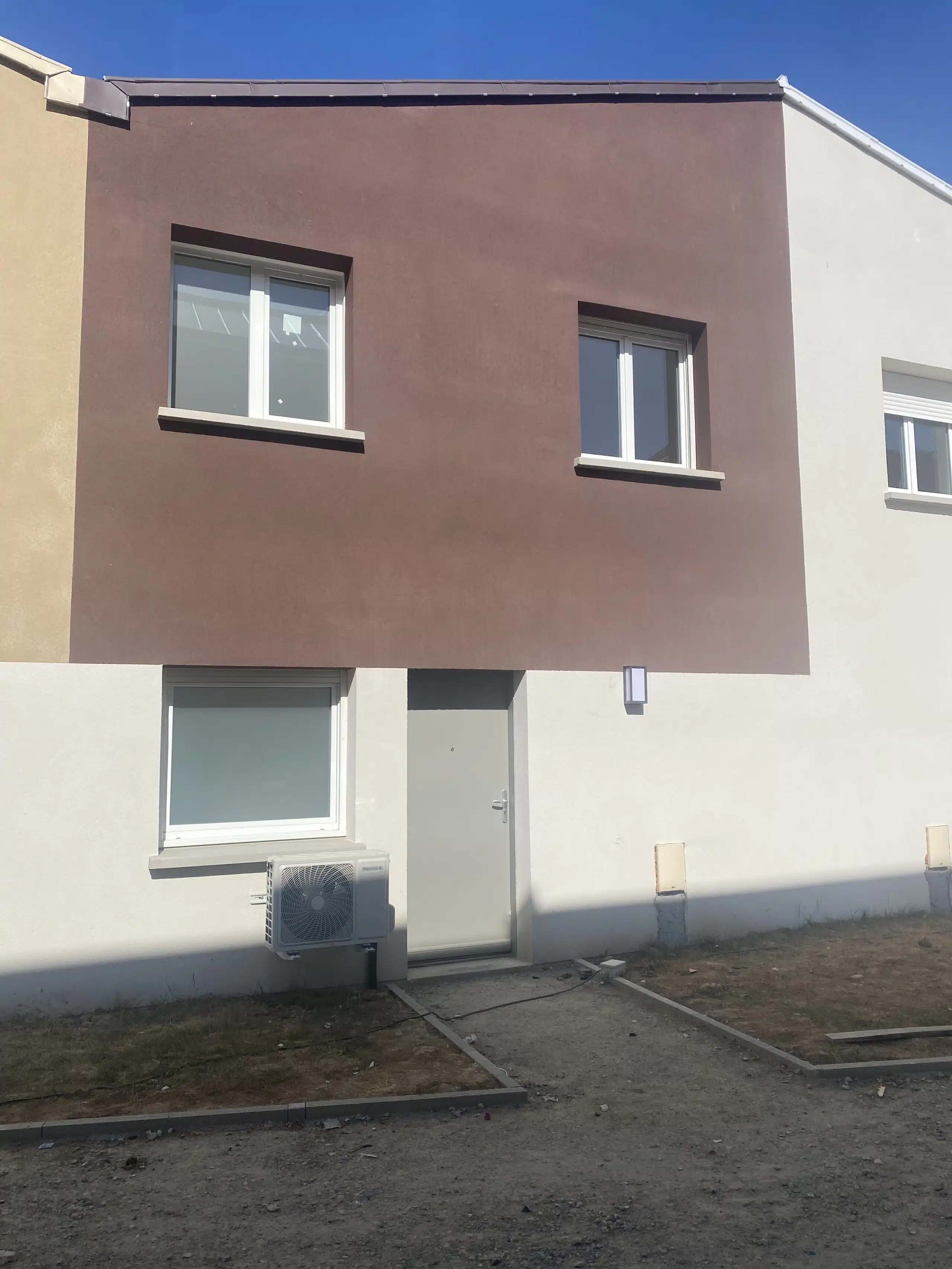 House Rue de Varennes in Varennes-sur-Seine