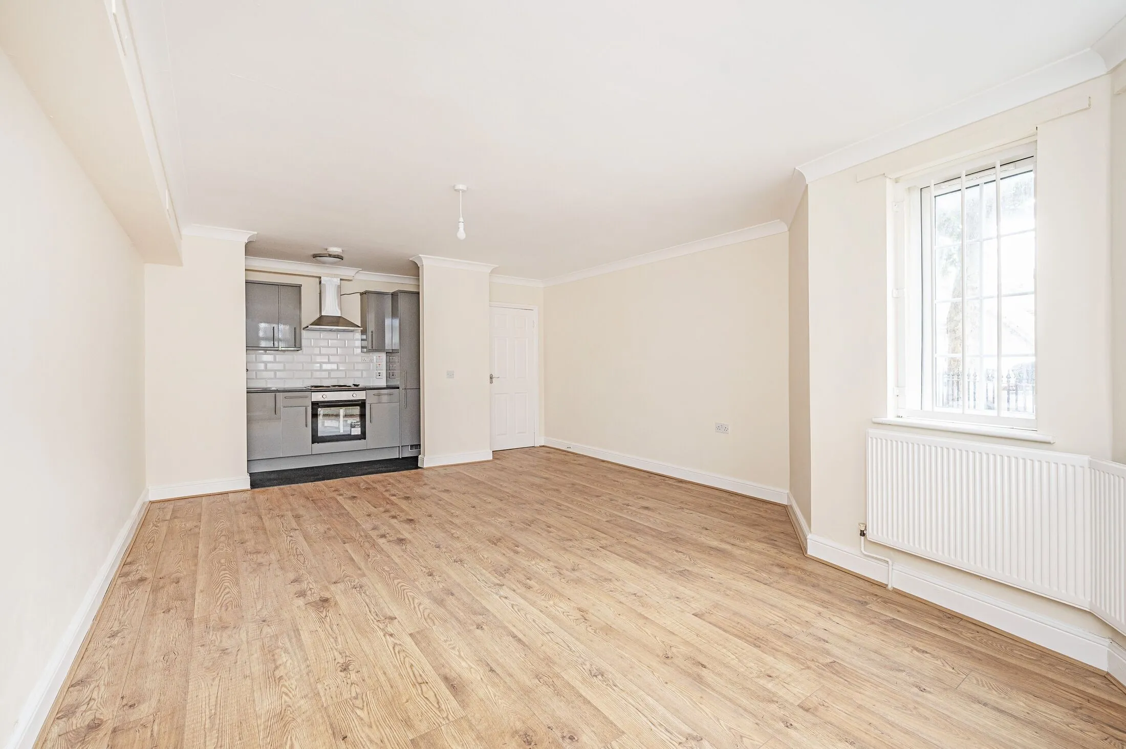 Flat Boreham Close in Greater London