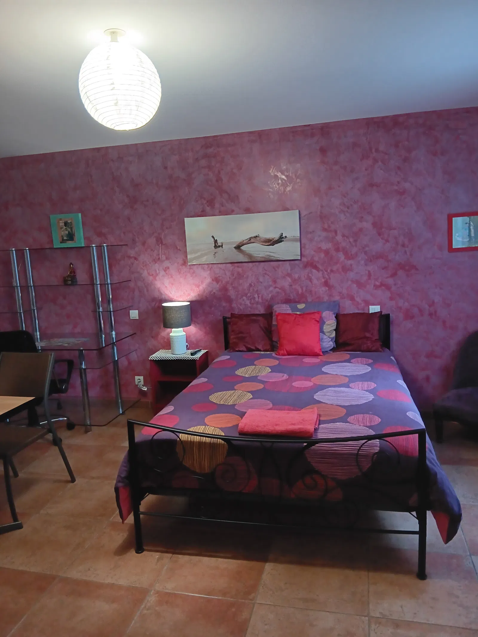 Room D 127 in Nîmes