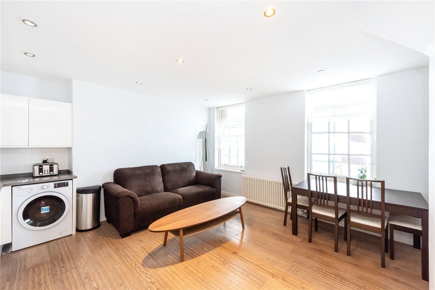 Flat Beauchamp Street in Greater London