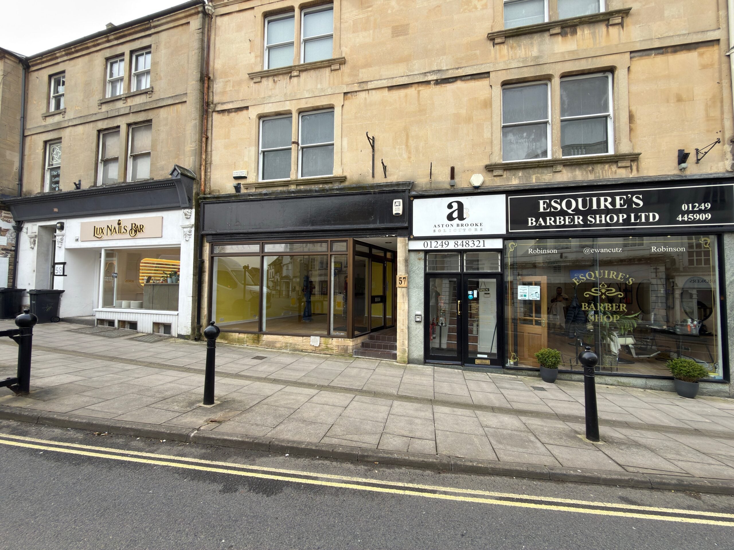 Flat Market Place in Chippenham