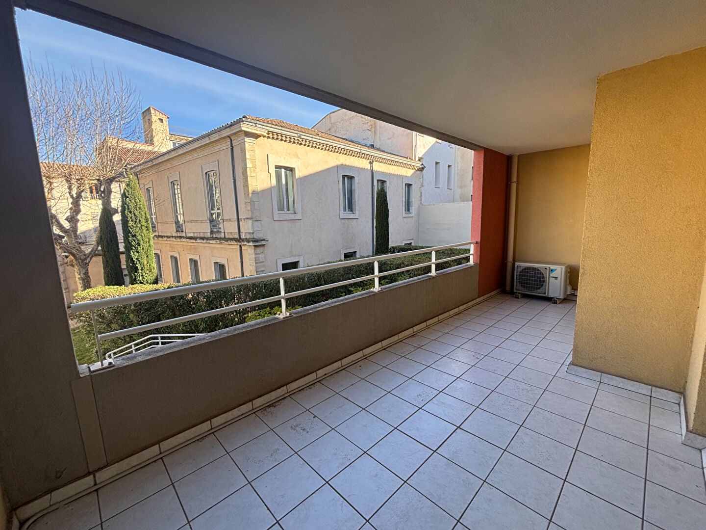 Appartement Rue des Cottages à Nîmes