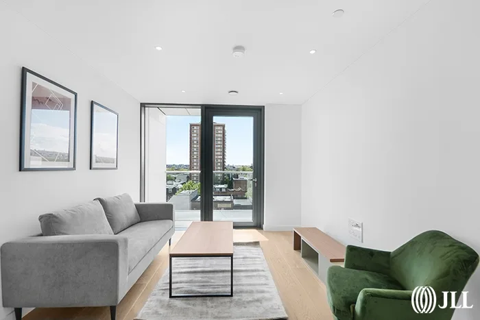 Flat City North Place in Greater London