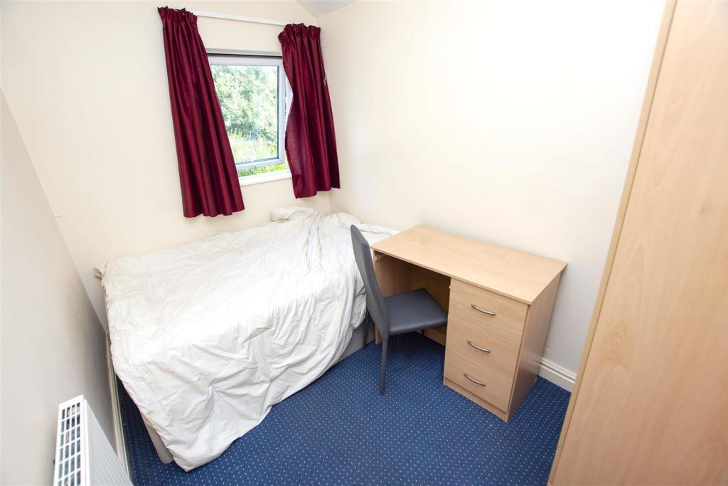 Flat Heeley Road in Birmingham