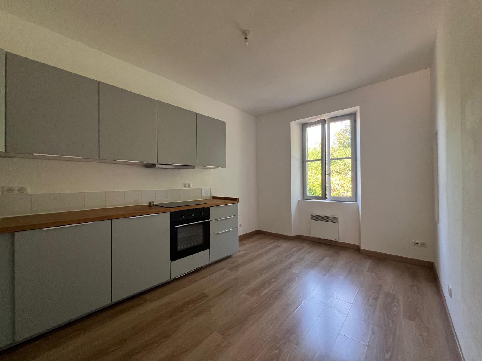 House Place Mirabeau in Le Bignon-Mirabeau