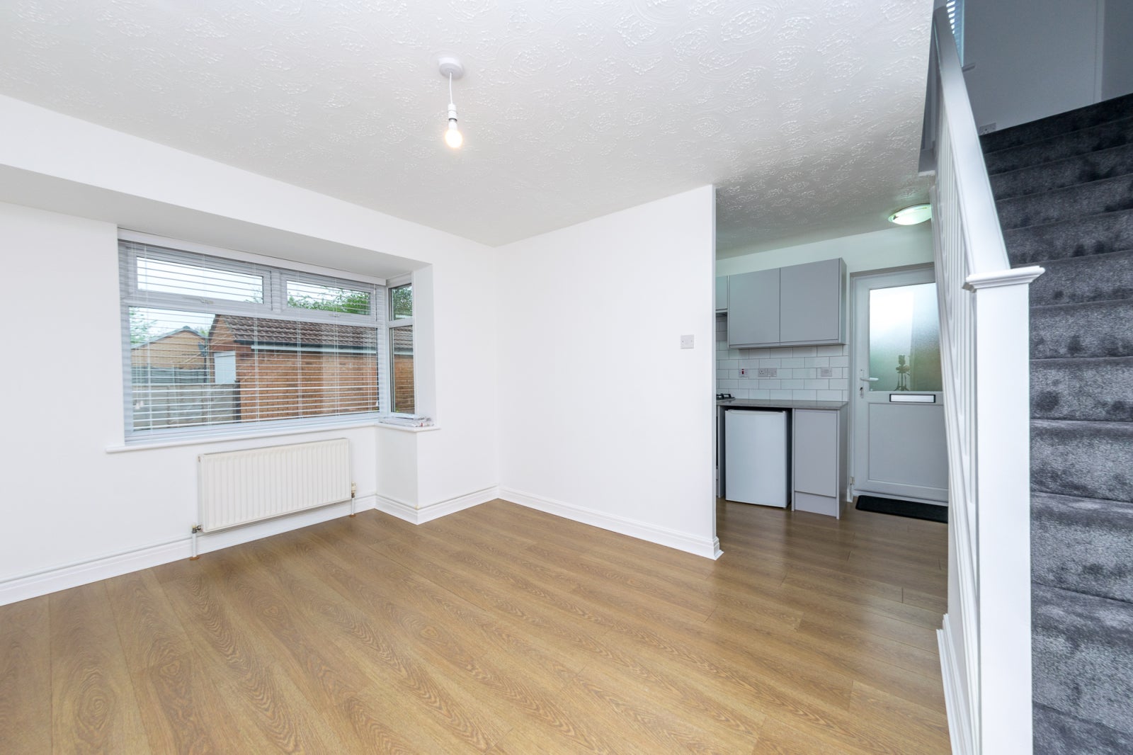 Flat Falcon Mews in Leeds