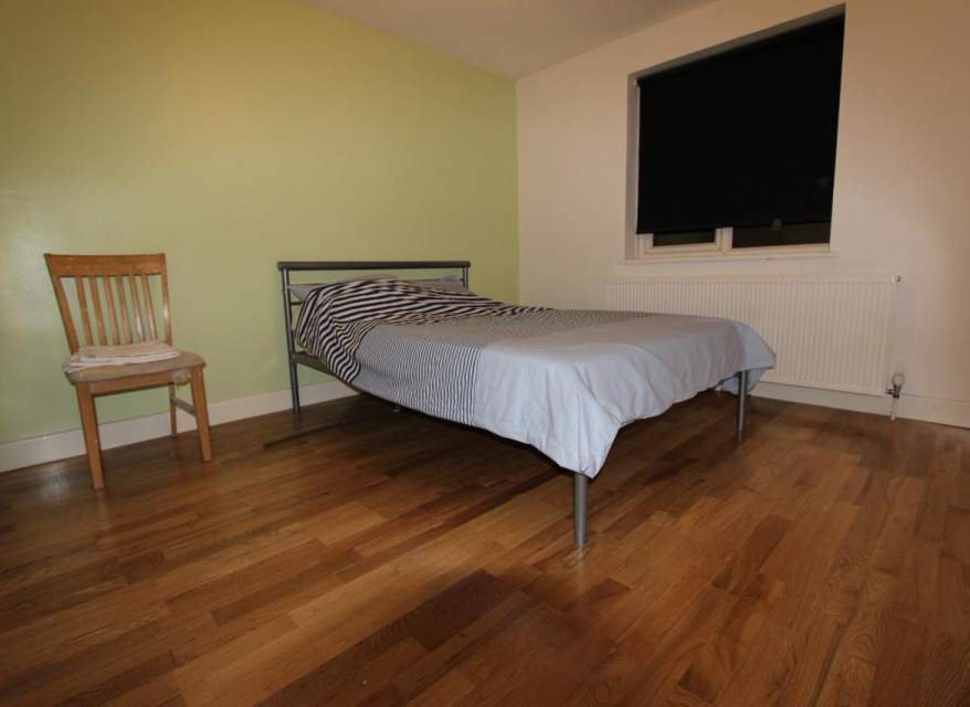 Room Goldings Crescent in Welwyn Hatfield