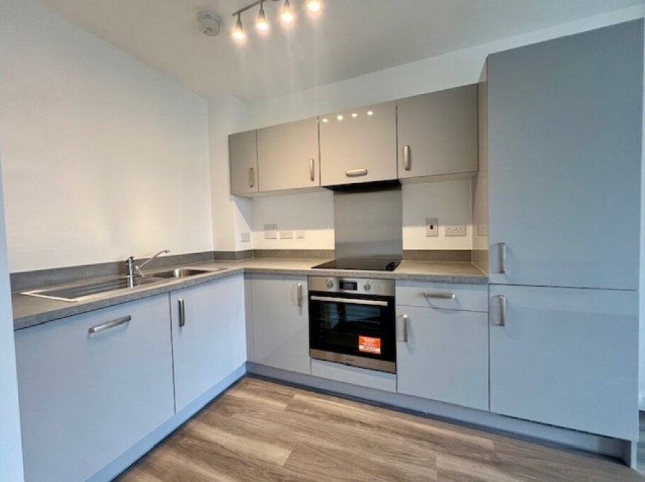 Flat Nightingale Walk in Waverley