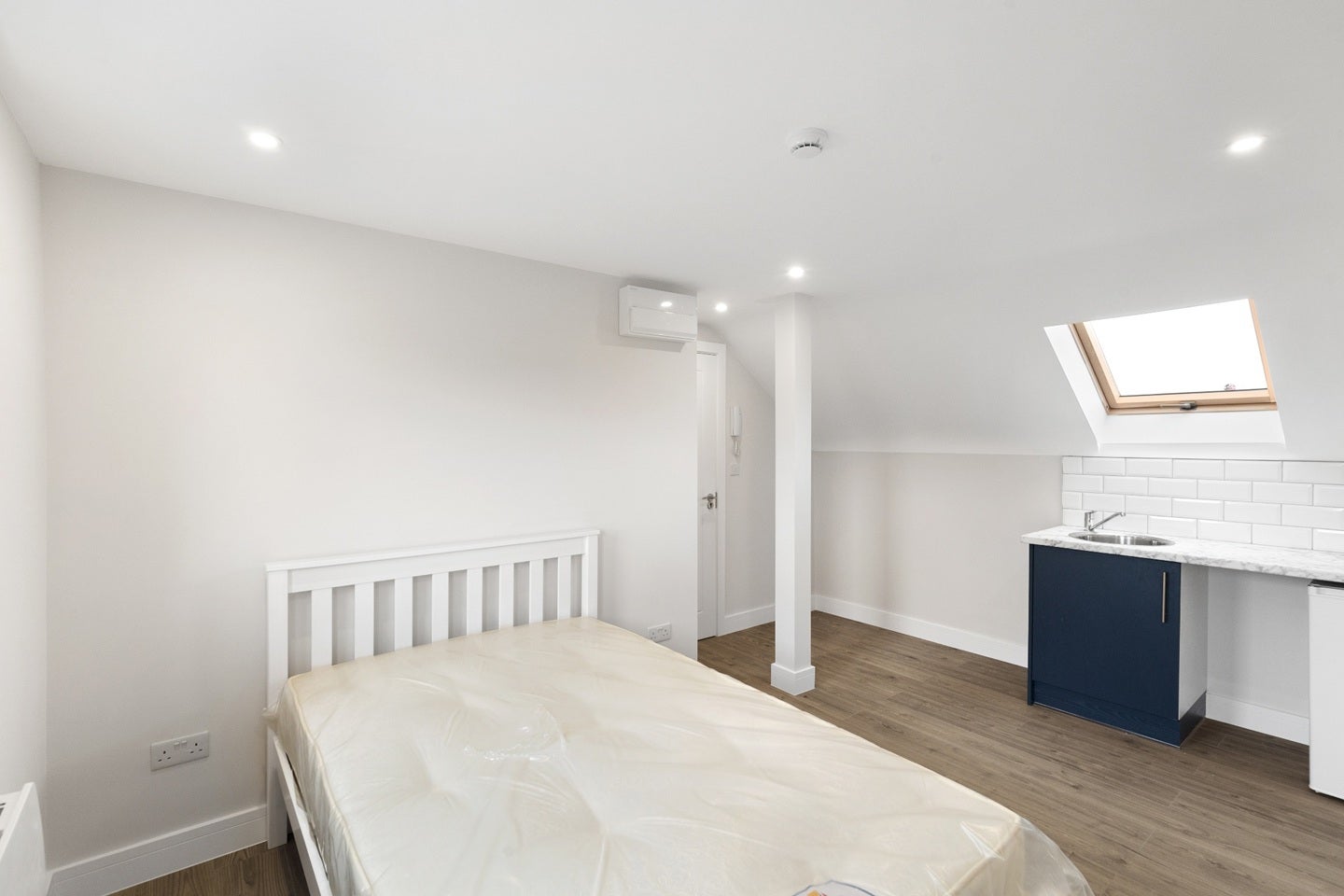 Flat Edward Way in Borough of Spelthorne