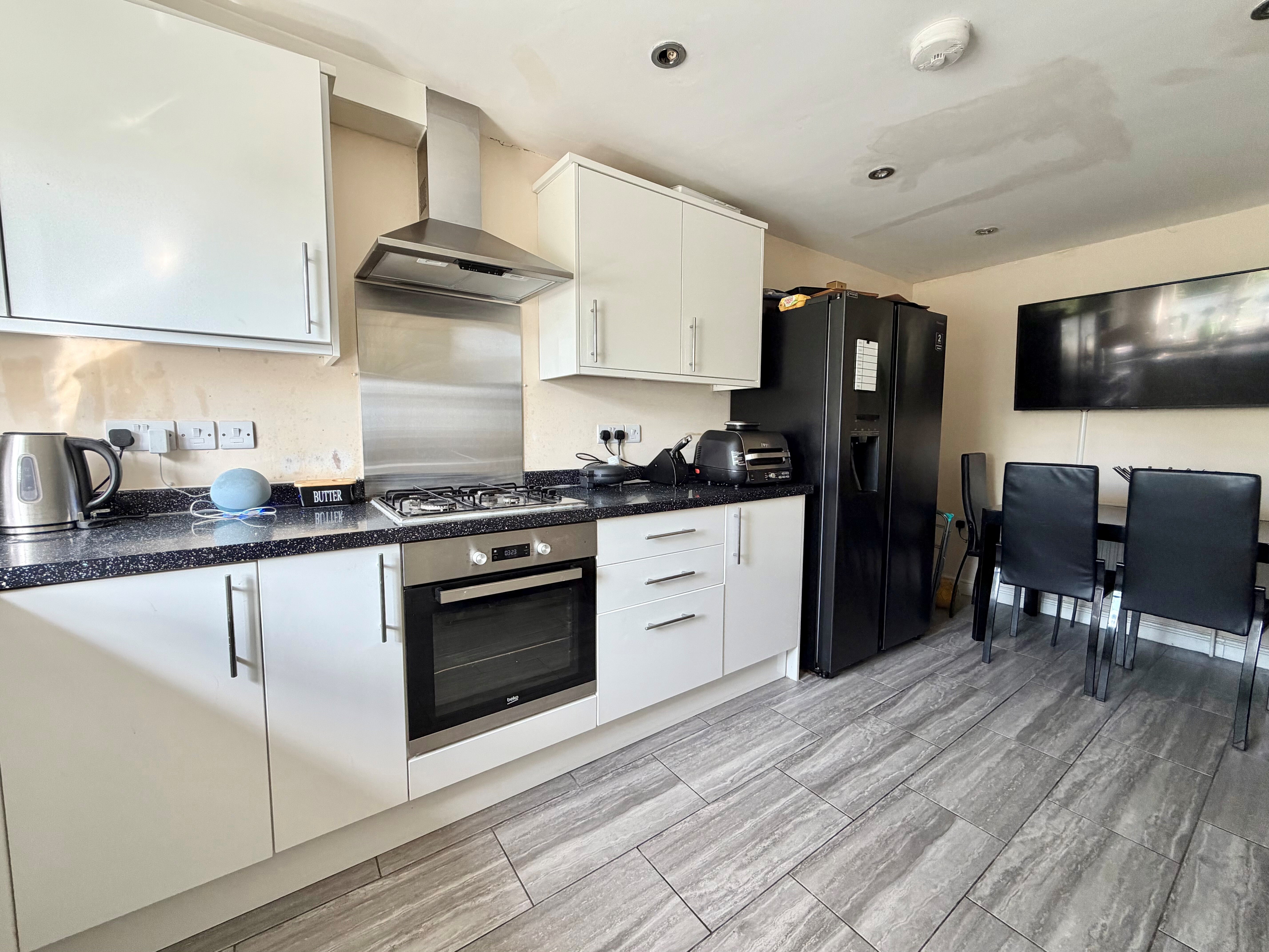 Flat Wickhurst Lane in Horsham