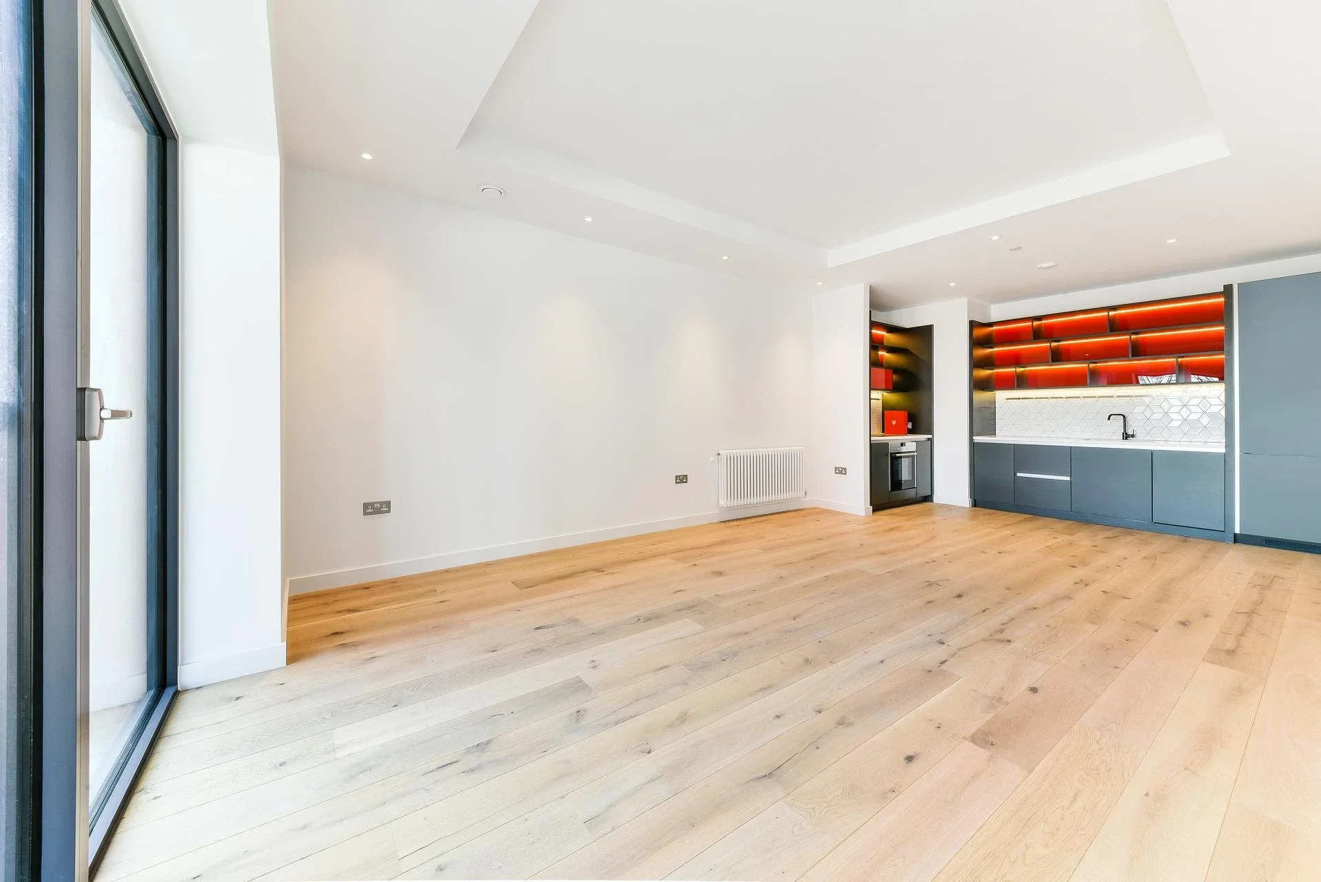 Flat Hope Street in Greater London