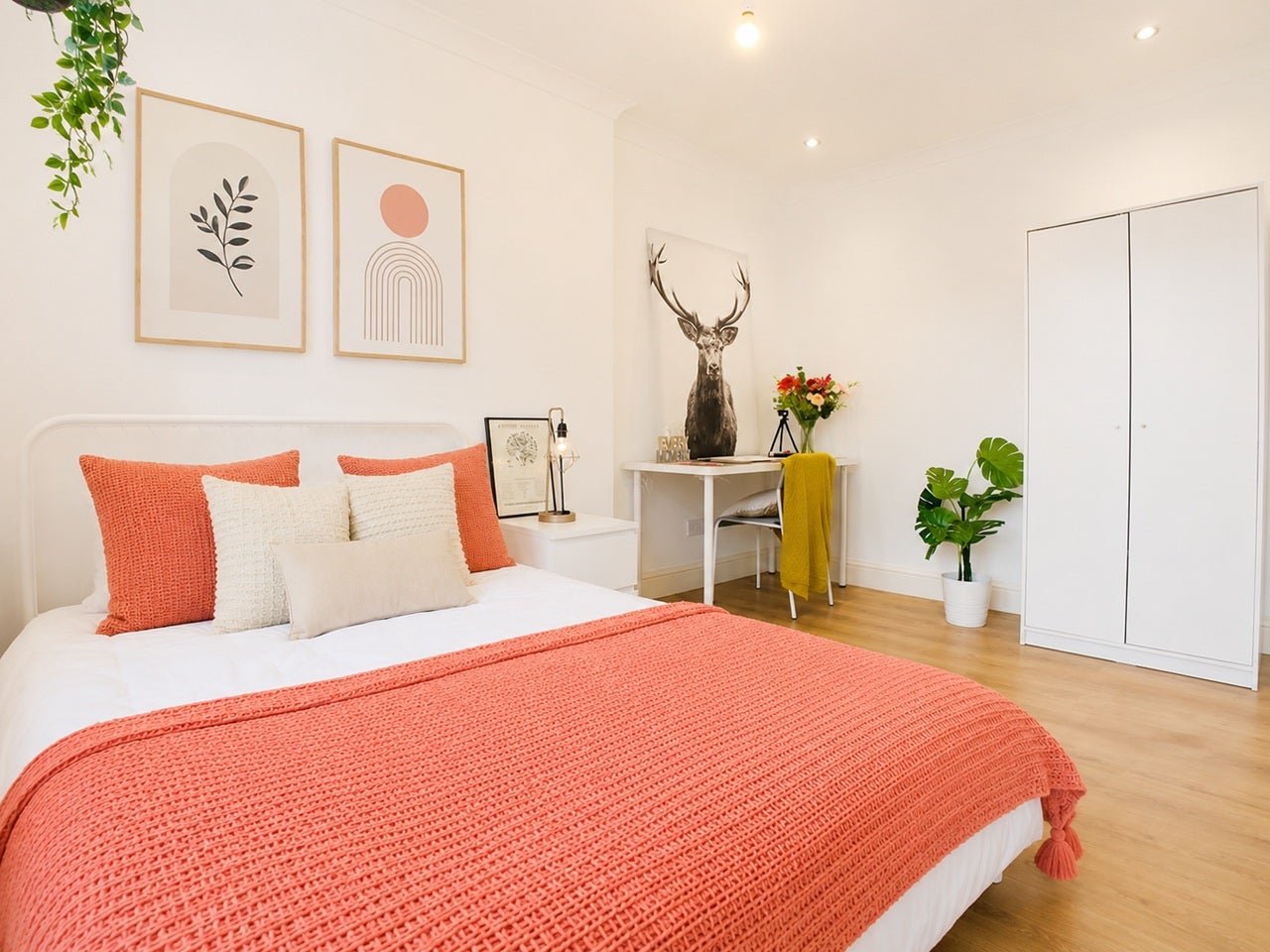 Room Myrdle Street in Greater London