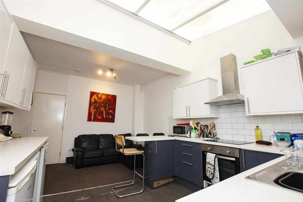 Flat Tiverton Road in Birmingham