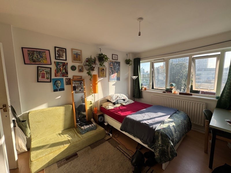 Room Punderson's Gardens in Greater London