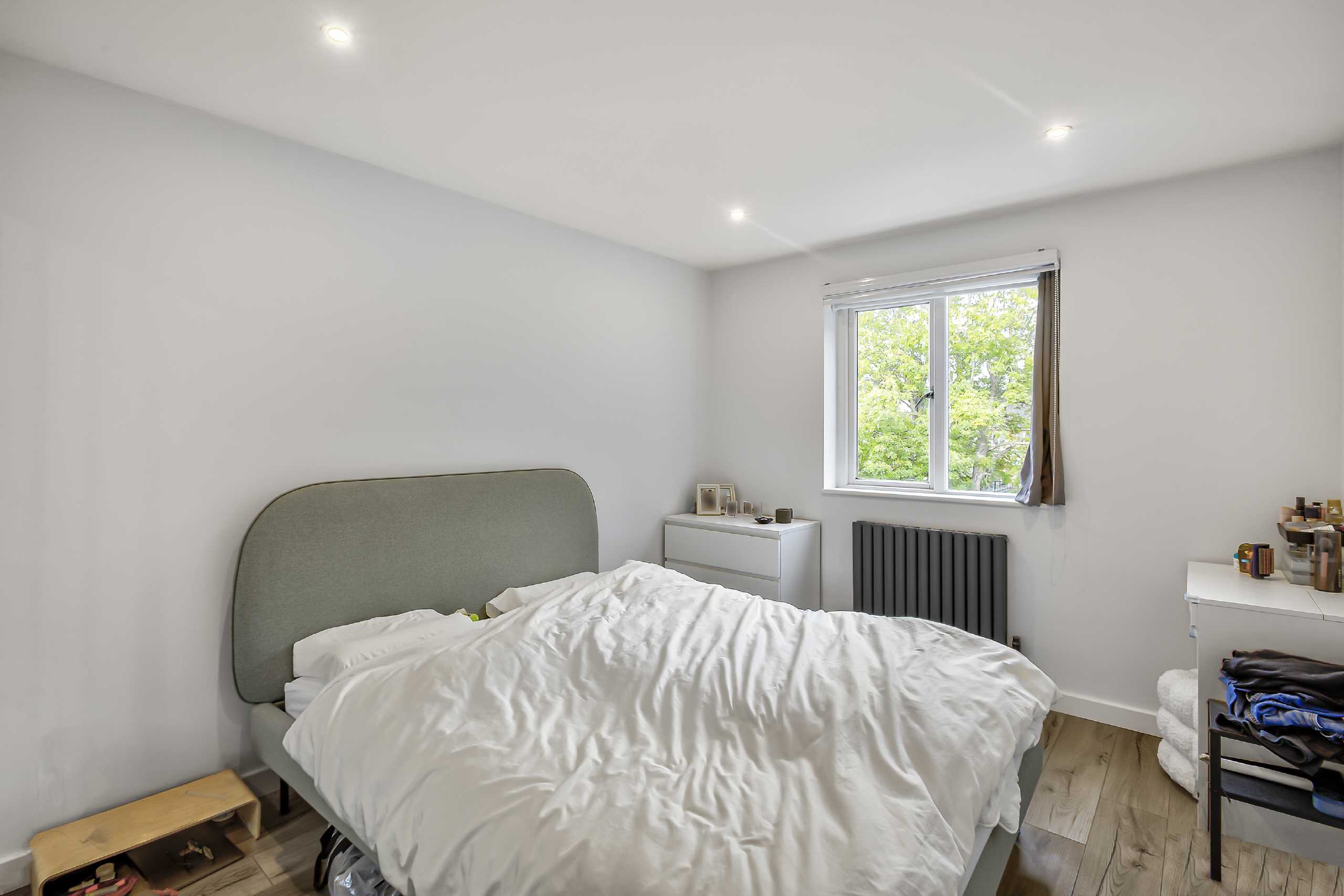 Flat Lambton Road in Greater London