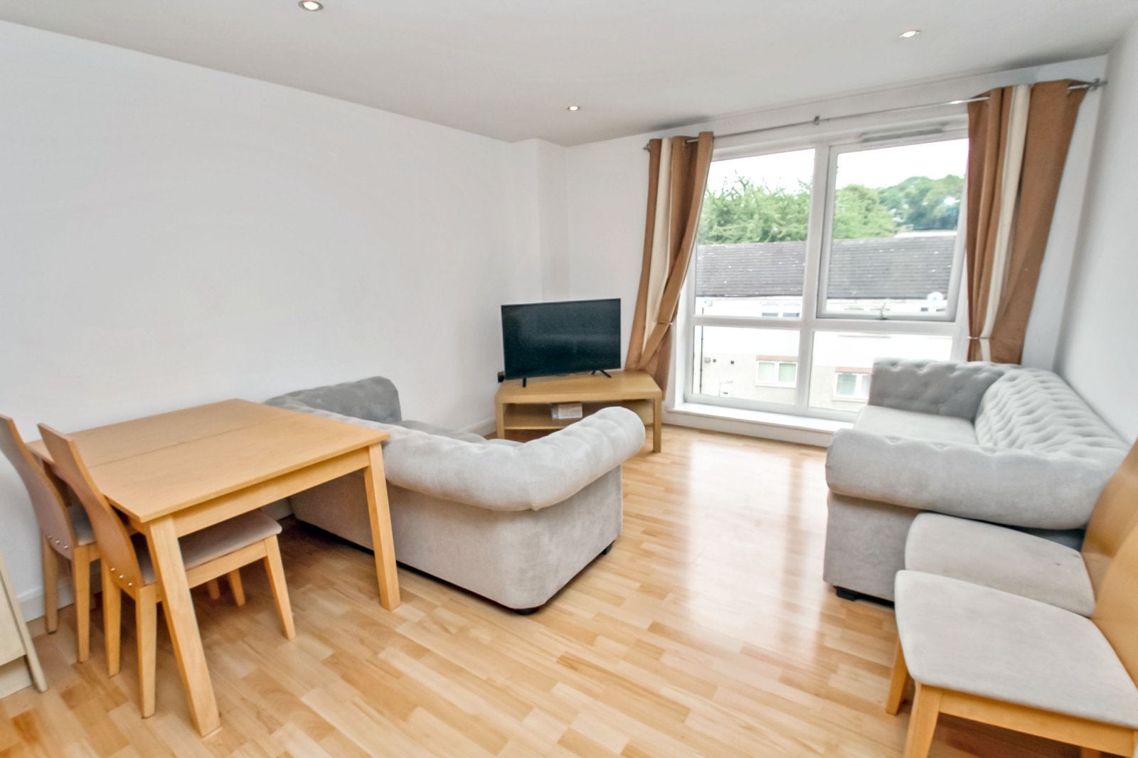 Flat Holborn Approach in Leeds