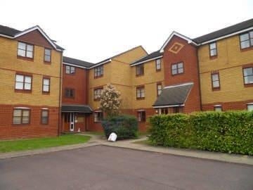 Flat Sherfield Close in Greater London