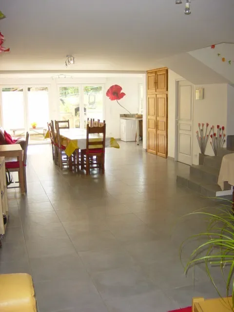 House En Jurue in Vezon