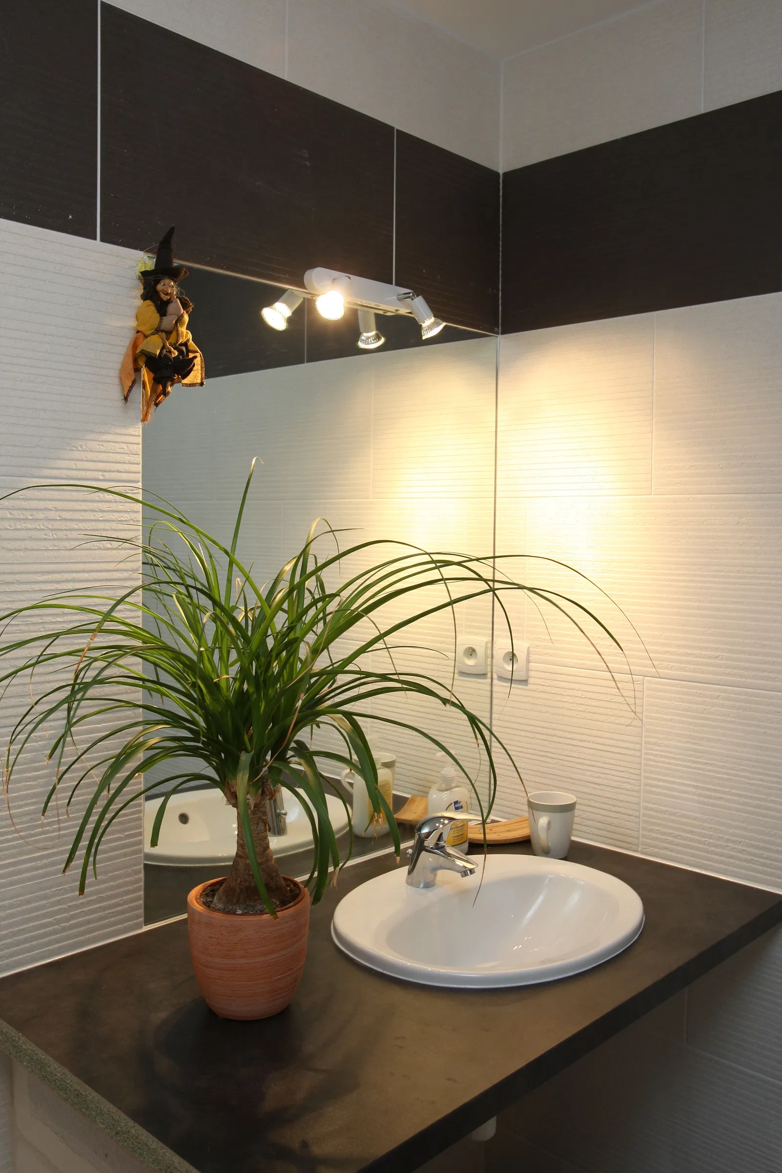 House En Jurue in Vezon