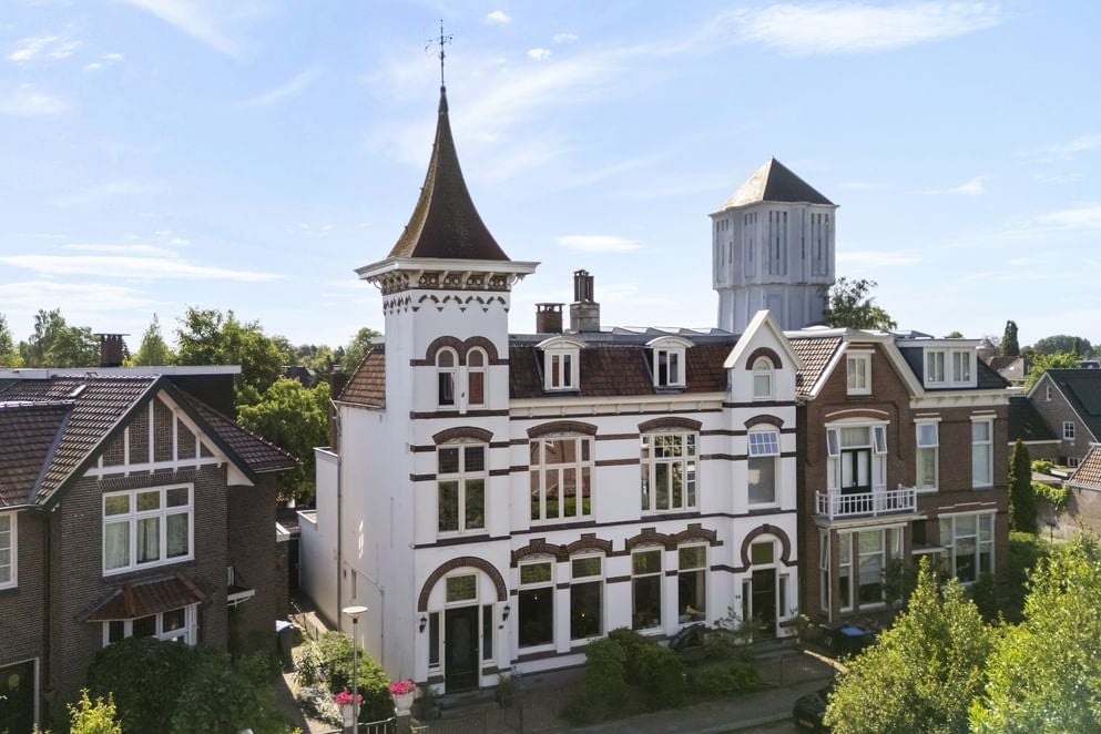 Huis Molenkampspark 26 in Almelo