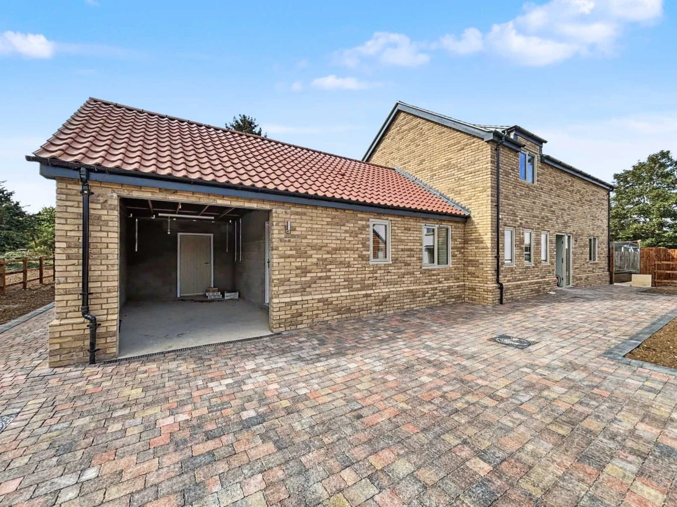 House Alison Lane in Huntingdonshire