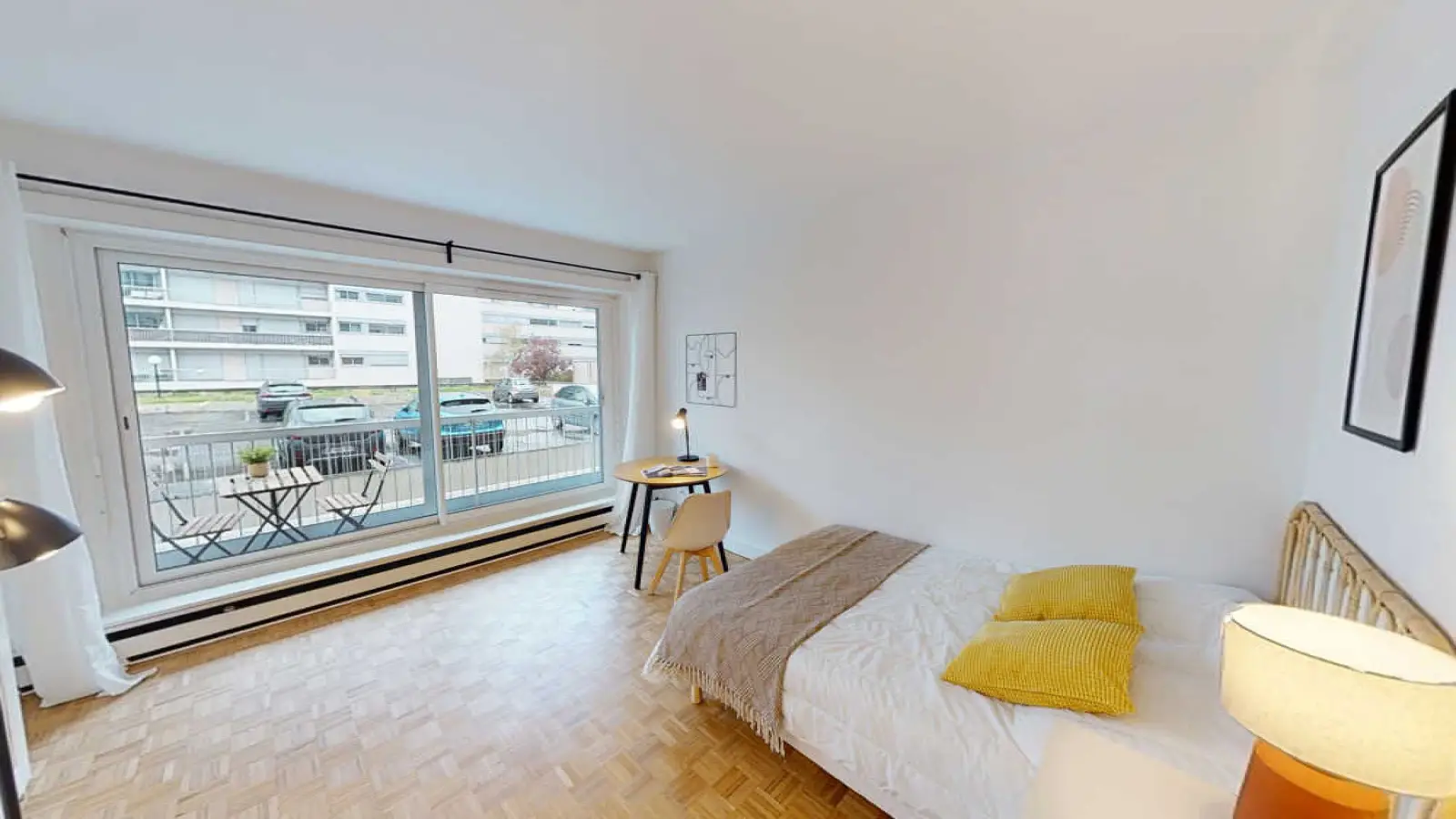 Room Rue de l'Industrie in Courbevoie