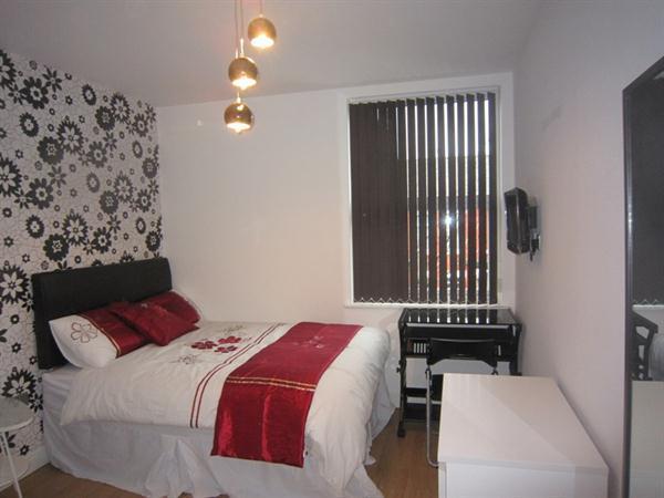 Flat Beaconsfield in Manchester