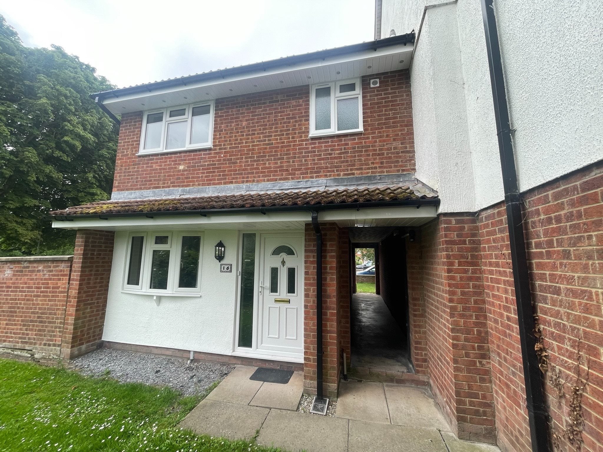 House Teal Close in Bridgwater