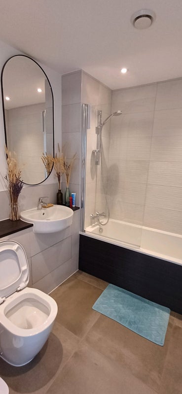 Room Beck Square in Greater London