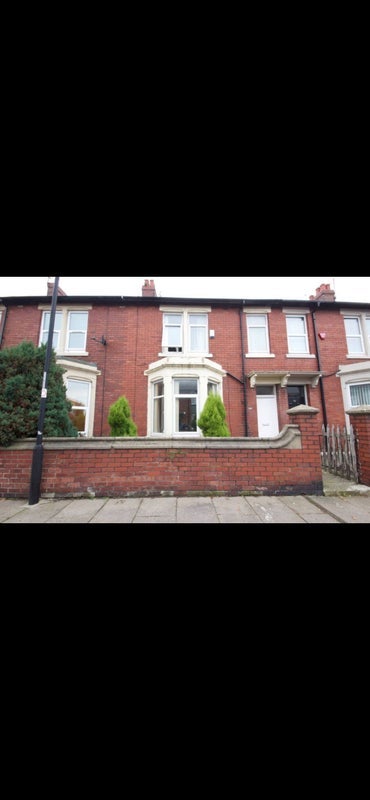 Room Sackville Road in Newcastle upon Tyne