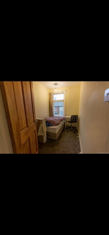 Room Sackville Road in Newcastle upon Tyne