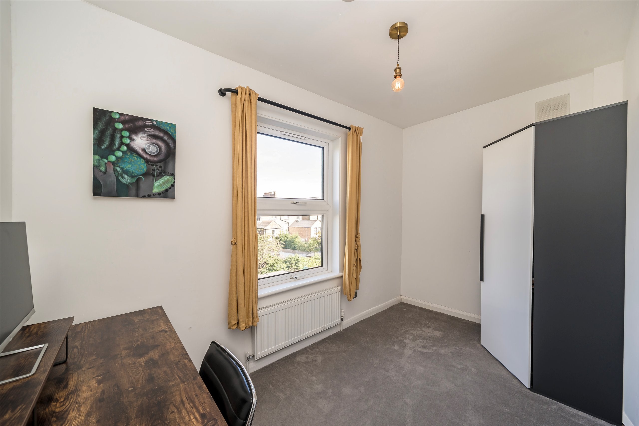 Flat Tressillian Road in Greater London