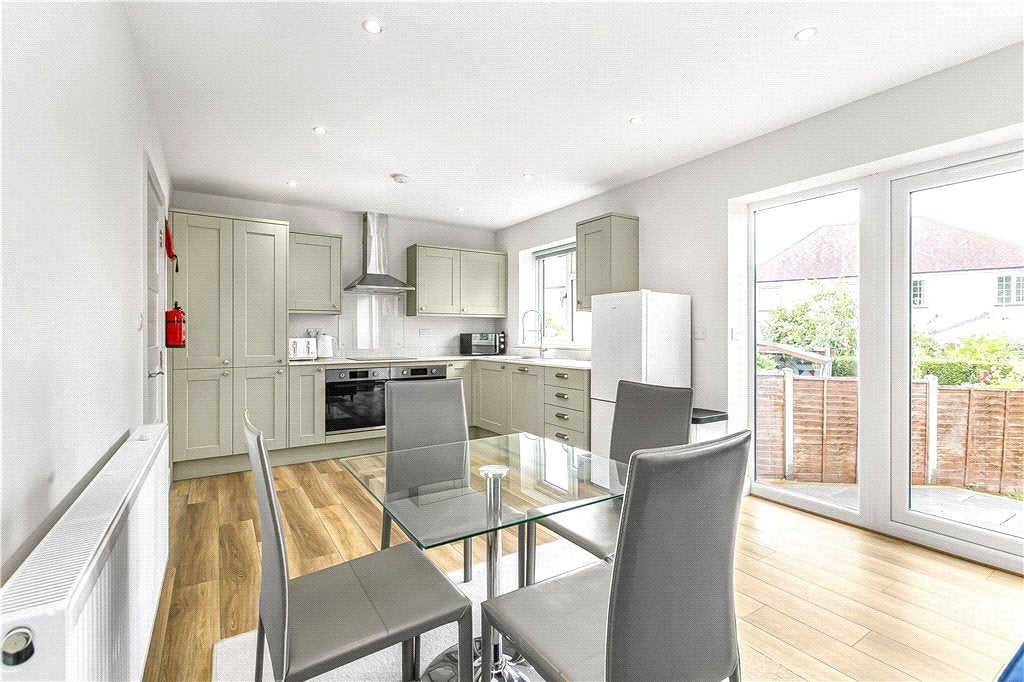 House Canterbury Road in Guildford