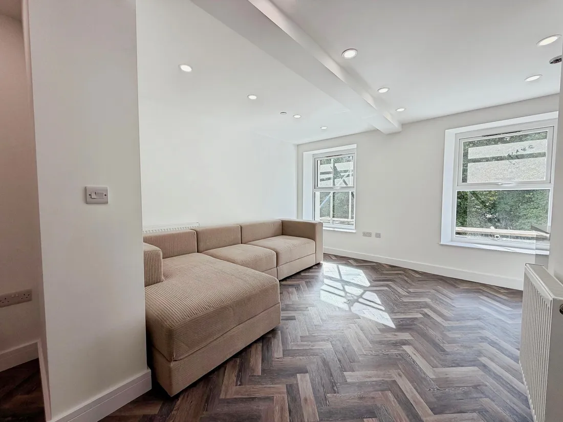 Flat Bedwas Road in Caerphilly