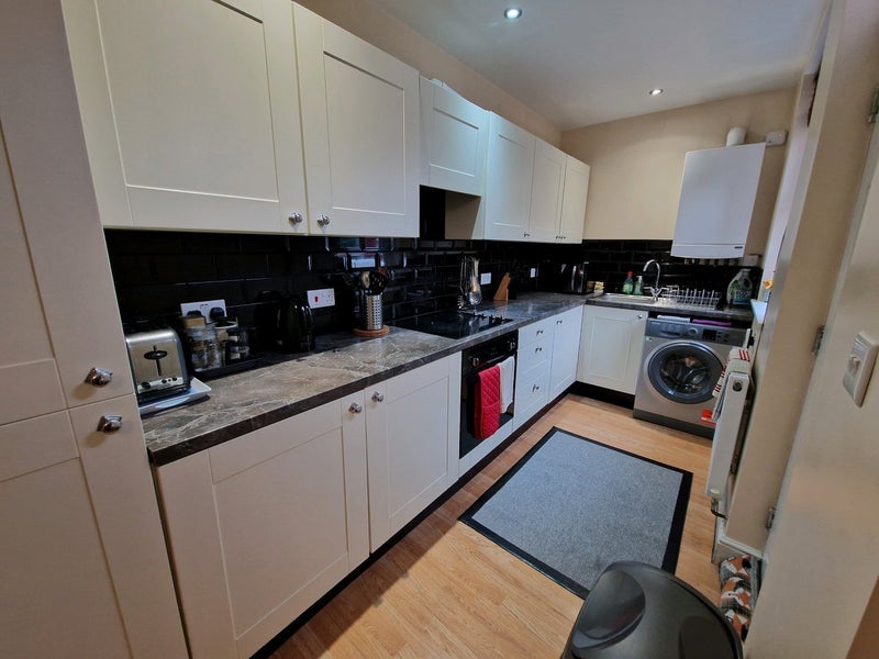 Room Reginald Mount in Leeds