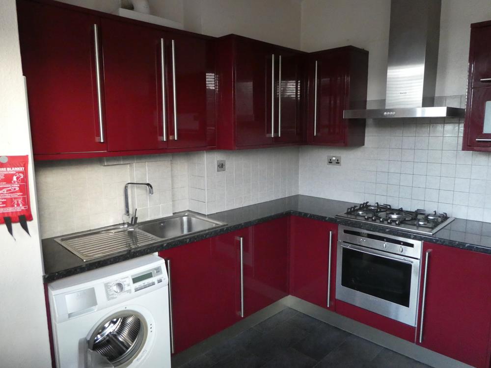 Flat Rothsay Gardens in Bedford