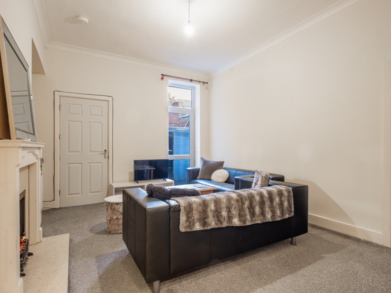 Flat Hazelwood Avenue in Newcastle upon Tyne