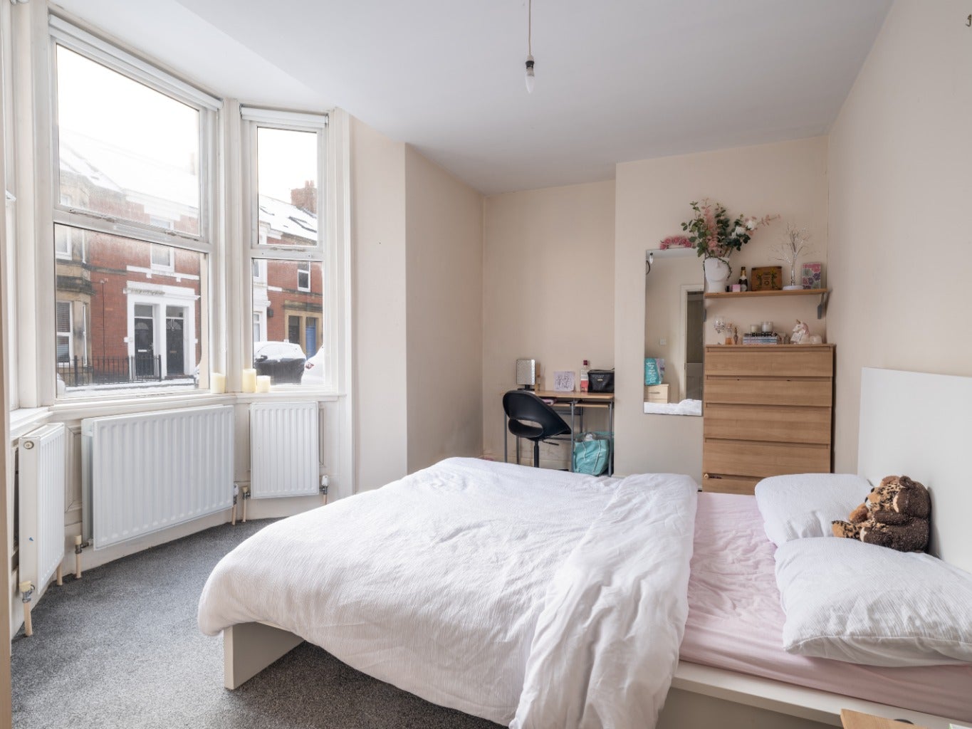 Flat Hazelwood Avenue in Newcastle upon Tyne
