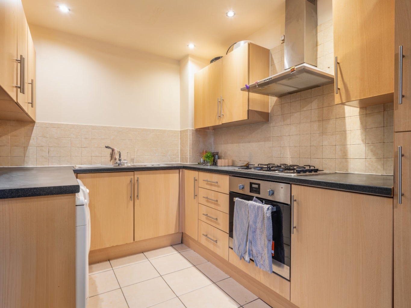 Flat Hazelwood Avenue in Newcastle upon Tyne