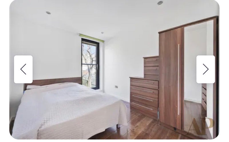 Room Gray Street in Greater London