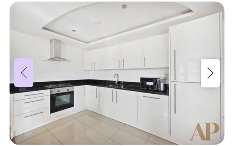 Room Gray Street in Greater London