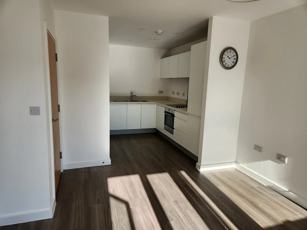 Flat Clovelly Place in Dartford