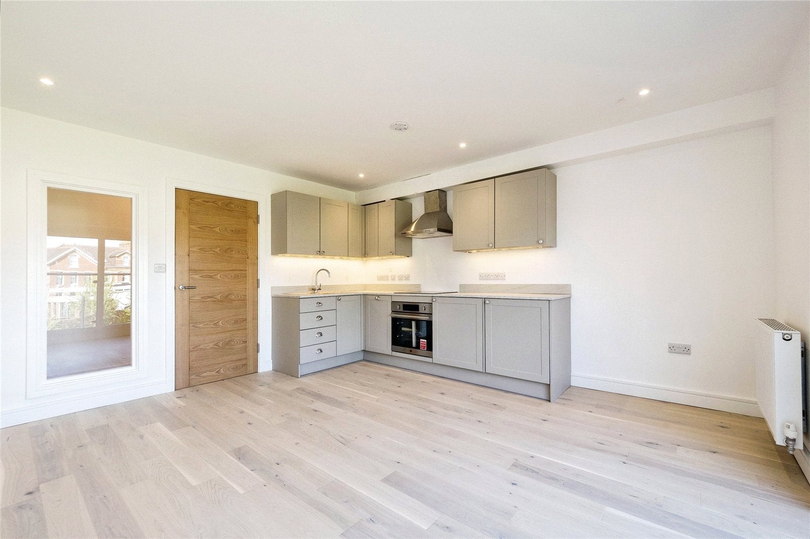 Flat Palace Avenue in Paignton