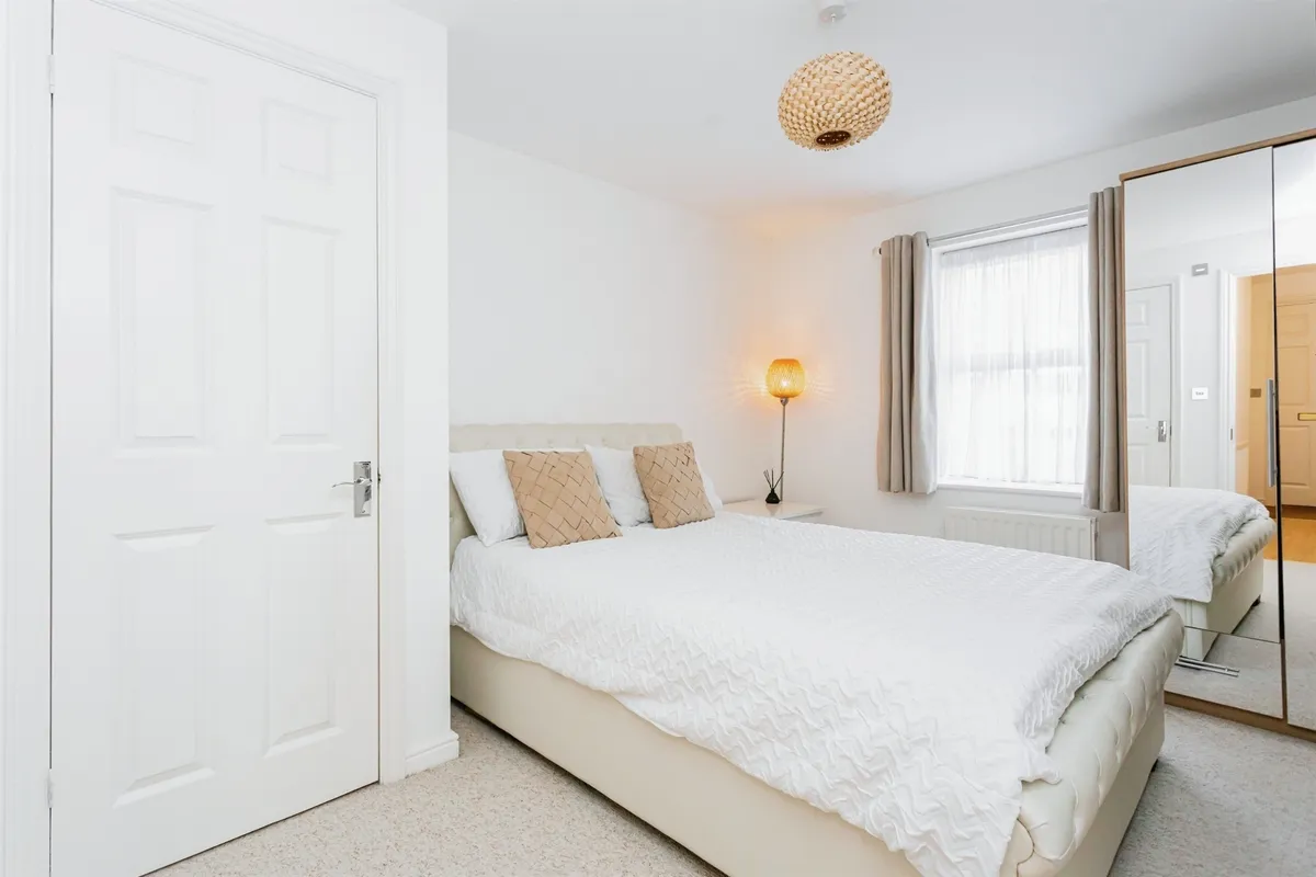 Flat Royal George Road in Mid Sussex