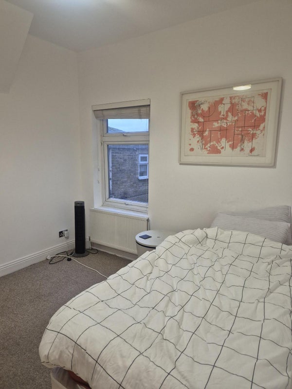 Room Greengate Street in Greater London