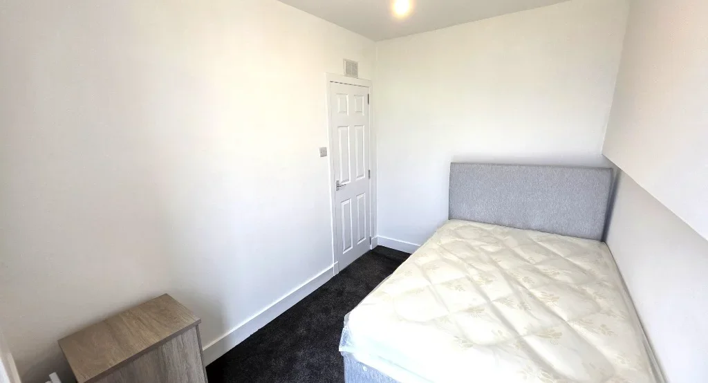 Flat Claremont Place in Aberdeen City