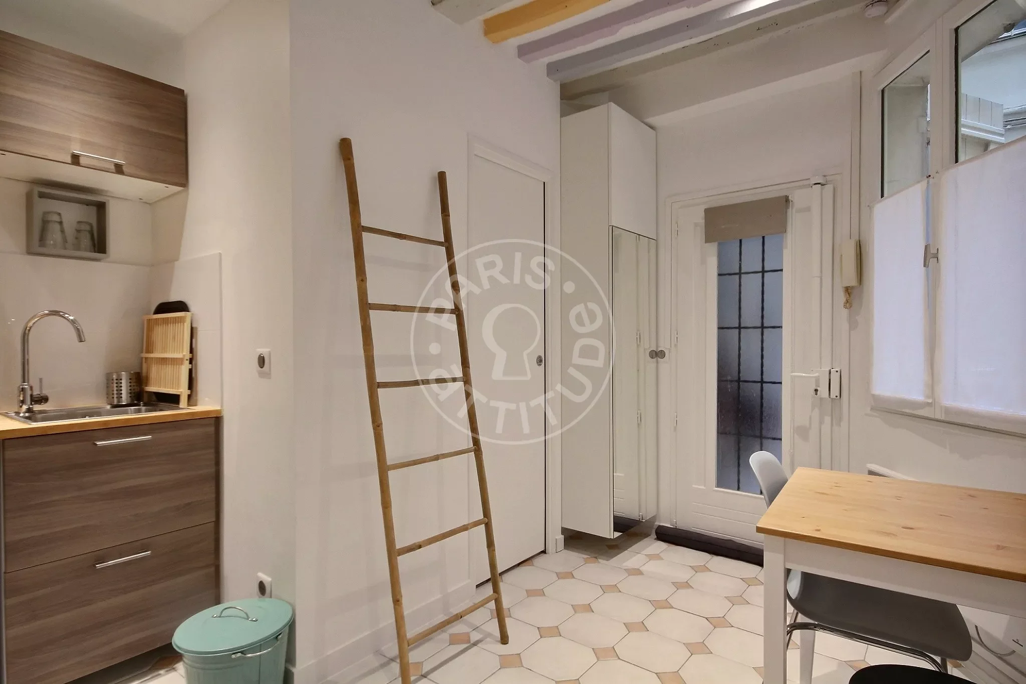 Appartement Rue de Poitou à Paris