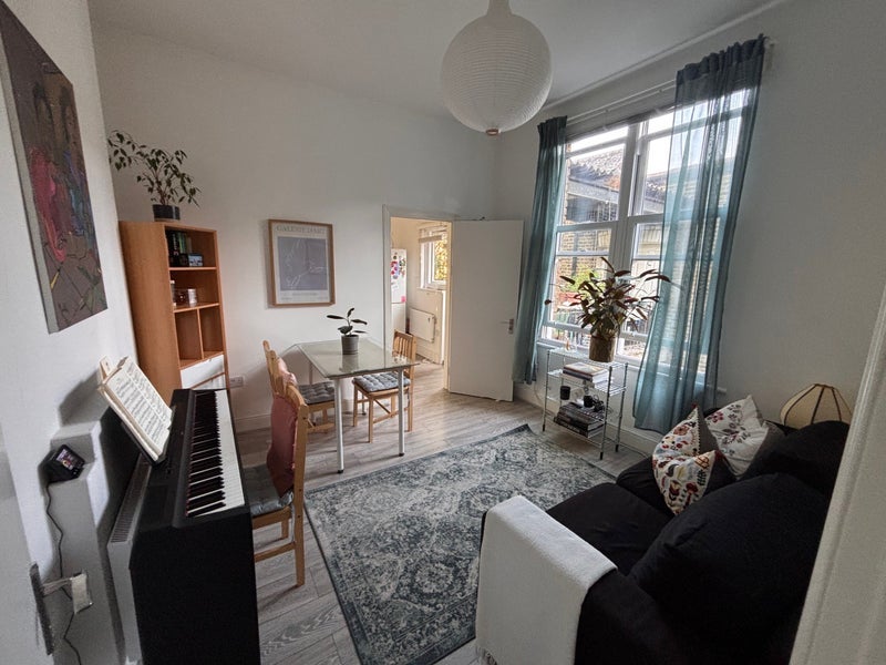 Room Cranworth Gardens in Greater London