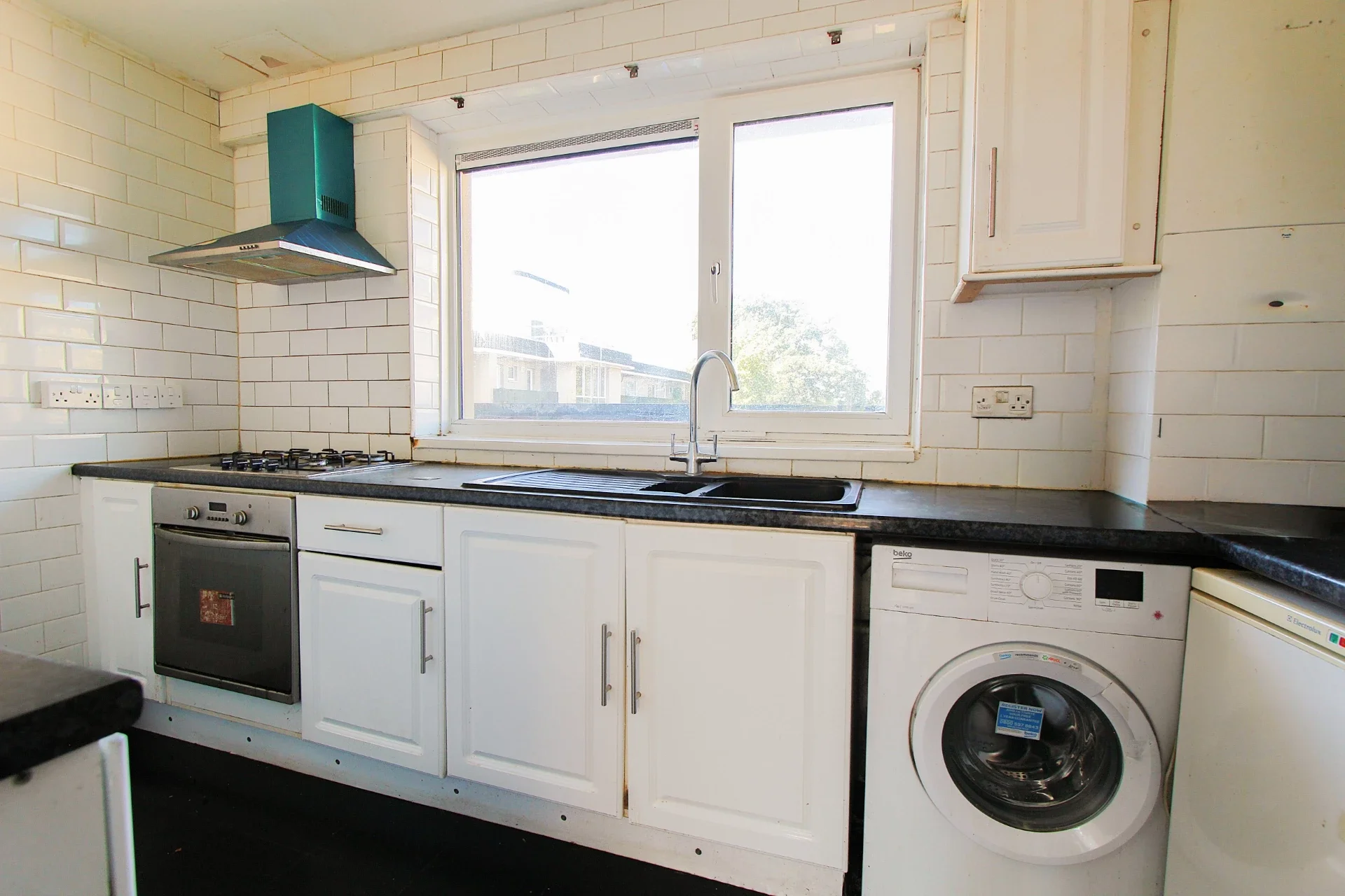 Flat Bowen Drive in Greater London