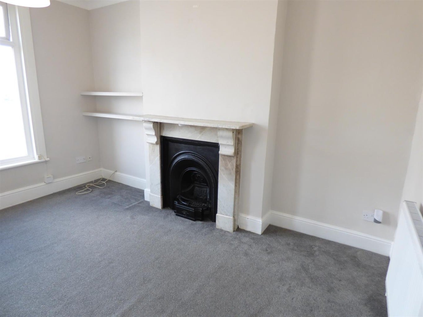 Flat Alma Road in Greater London